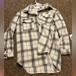 women’s flannel shirt